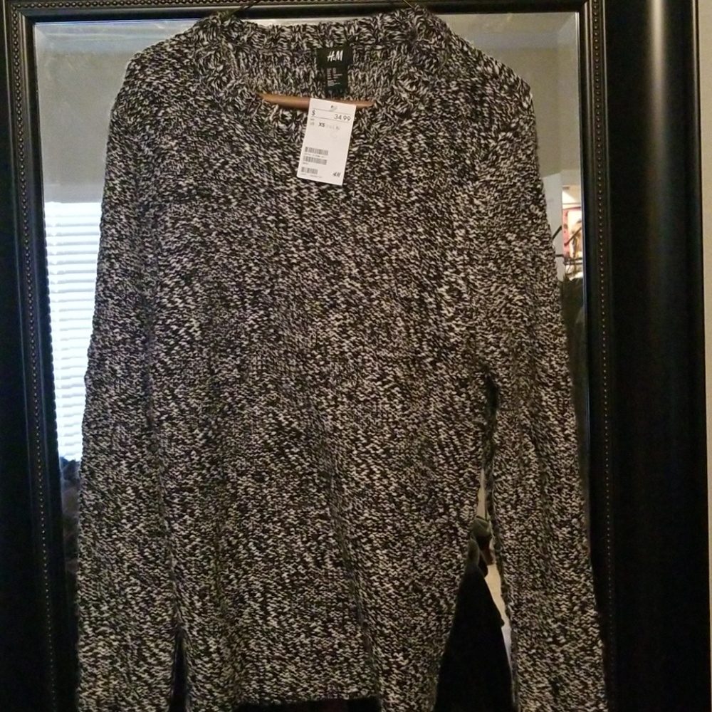 H&M sweater